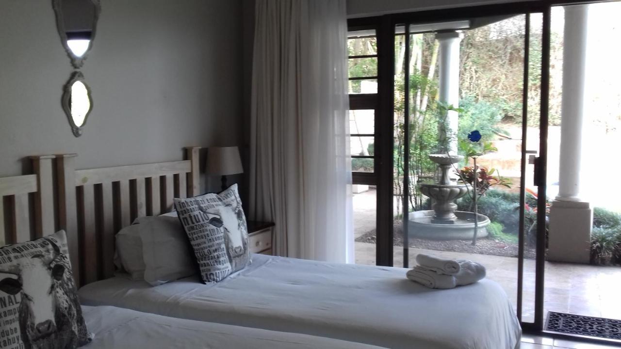 Blue Bend B&B East London Extérieur photo