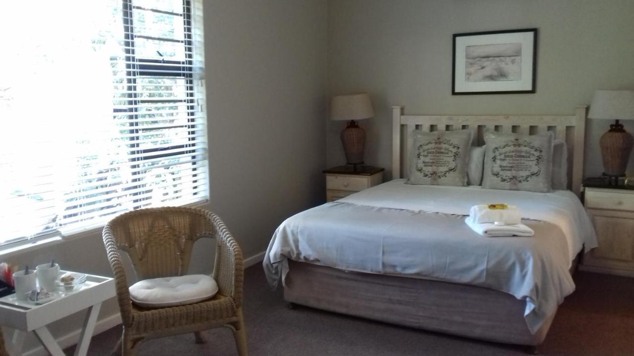 Blue Bend B&B East London Extérieur photo